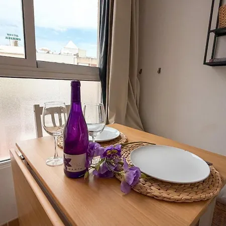 Apartment Modern Studio, 400m To Beach, Pool *